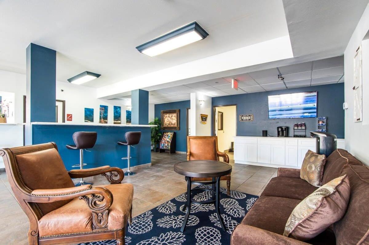Sierra Vista Studio Apartment With Full Kitchen And King Bed Exterior photo